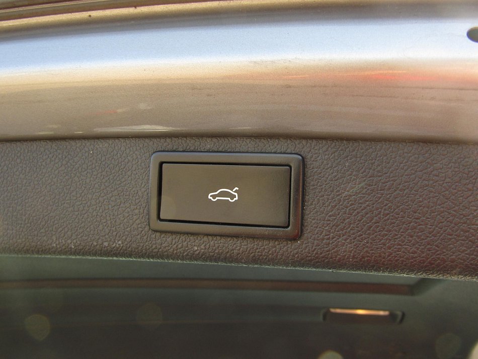 Škoda Superb II 2.0TDi Elegance