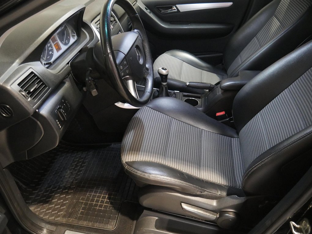Mercedes-Benz Třída B 2.0CDi  B180