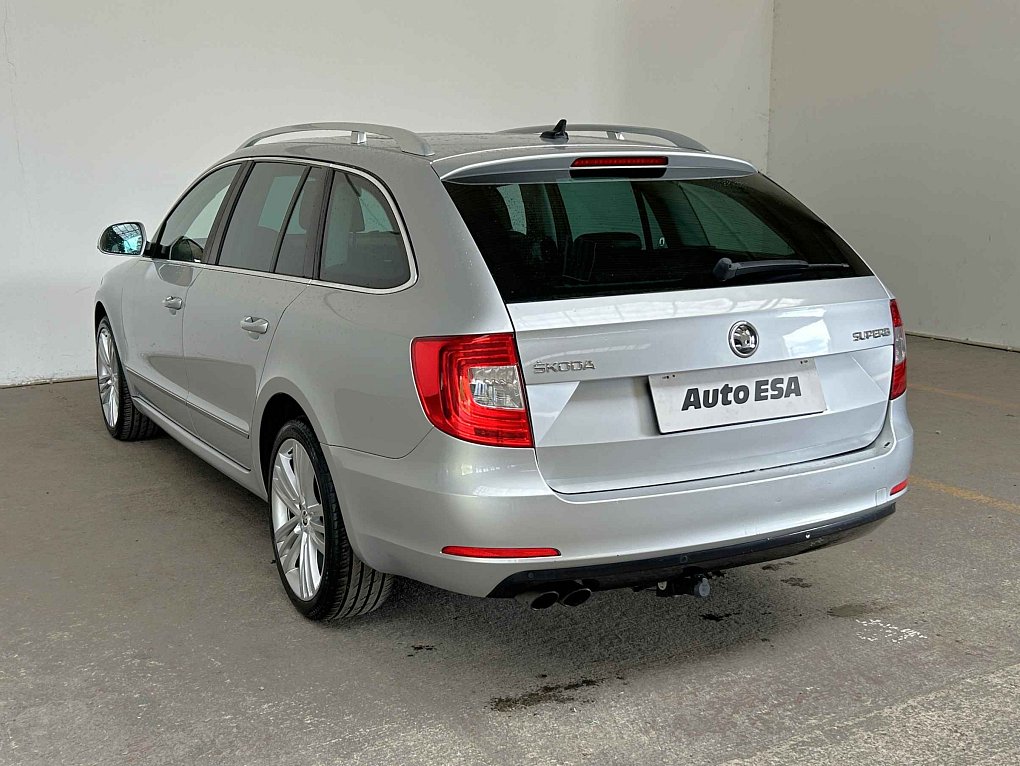 Škoda Superb II 2.0 TDi Elegance