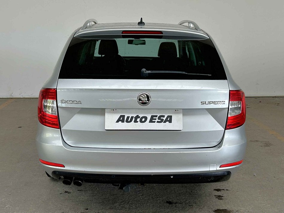 Škoda Superb II 2.0 TDi Elegance