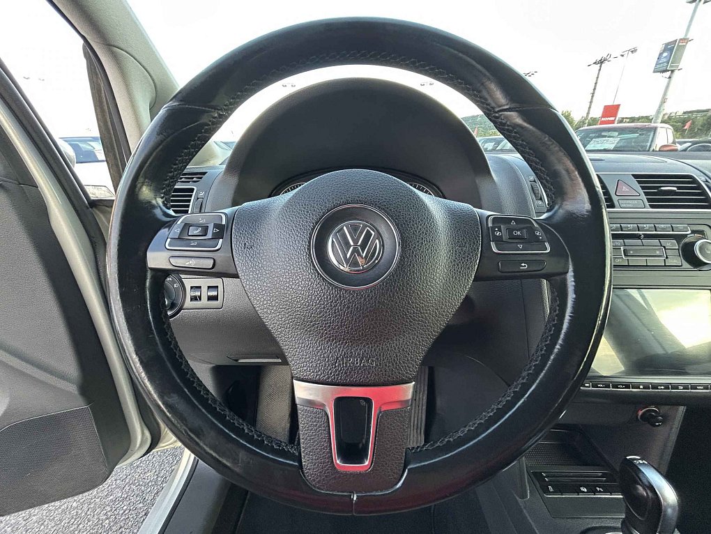 Volkswagen Touran 1.4TSI 