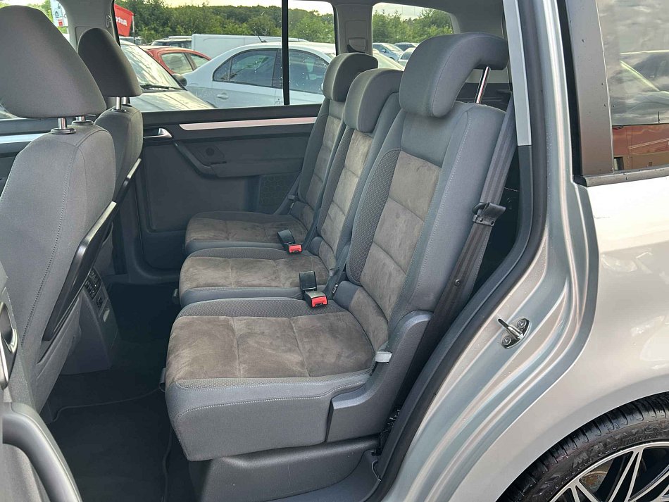 Volkswagen Touran 1.4TSI 