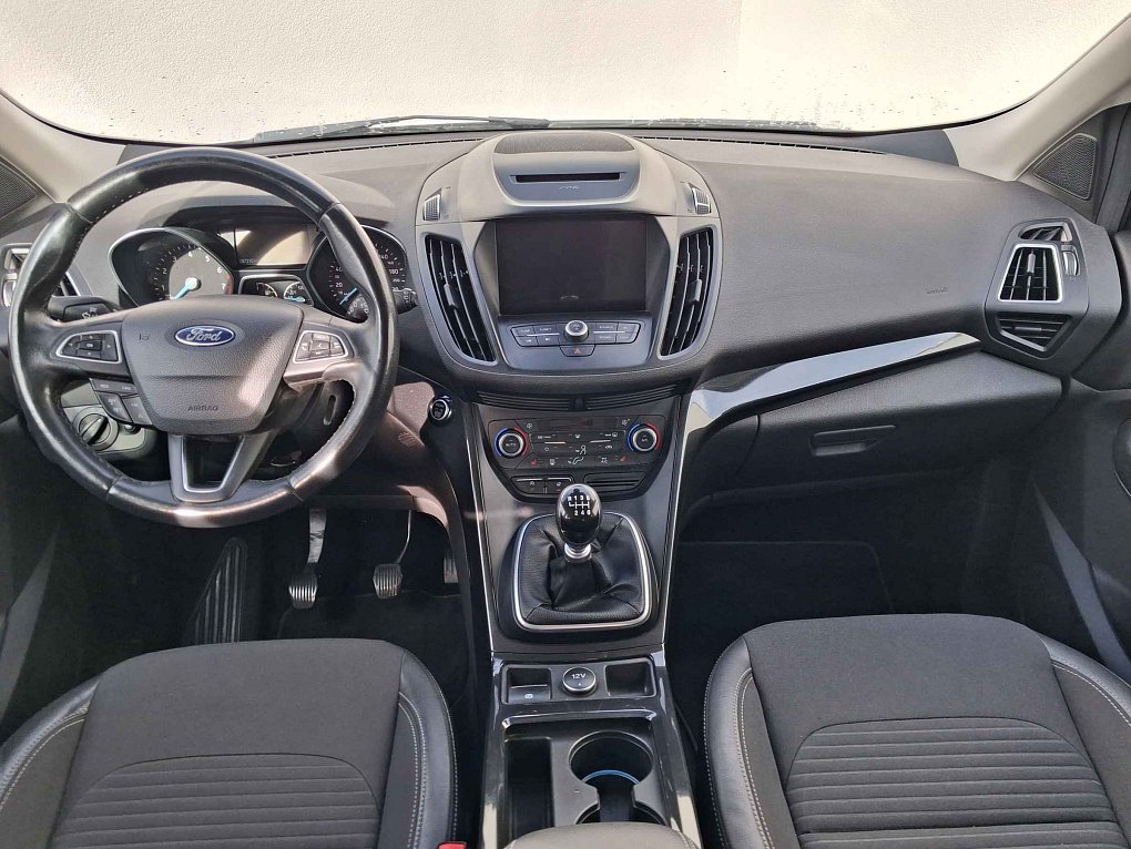 Ford Kuga 1.5 EB Titanium