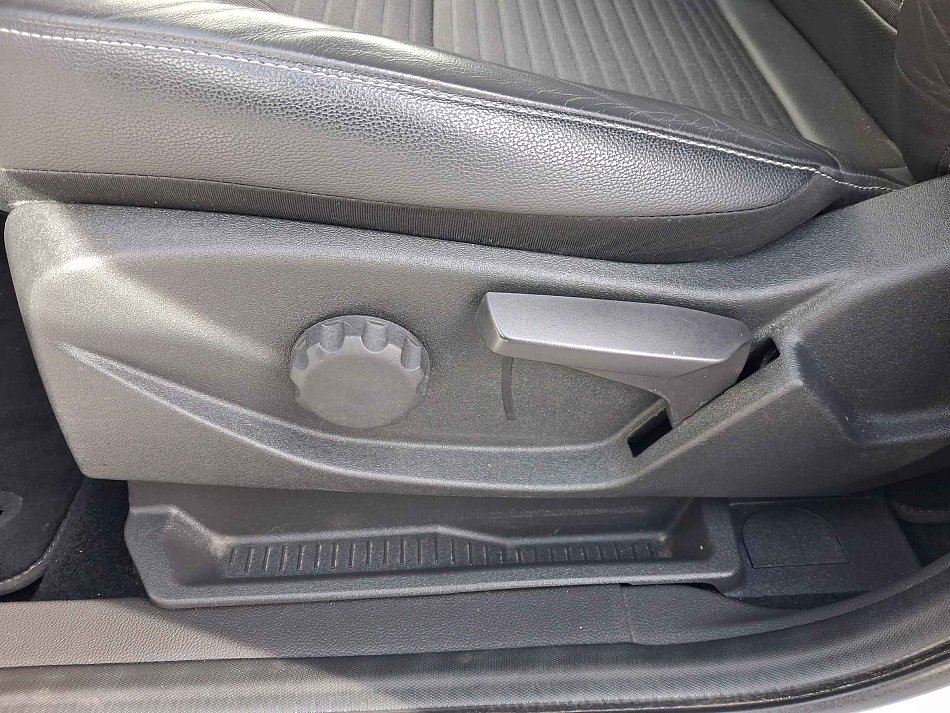 Ford Kuga 1.5 EB Titanium