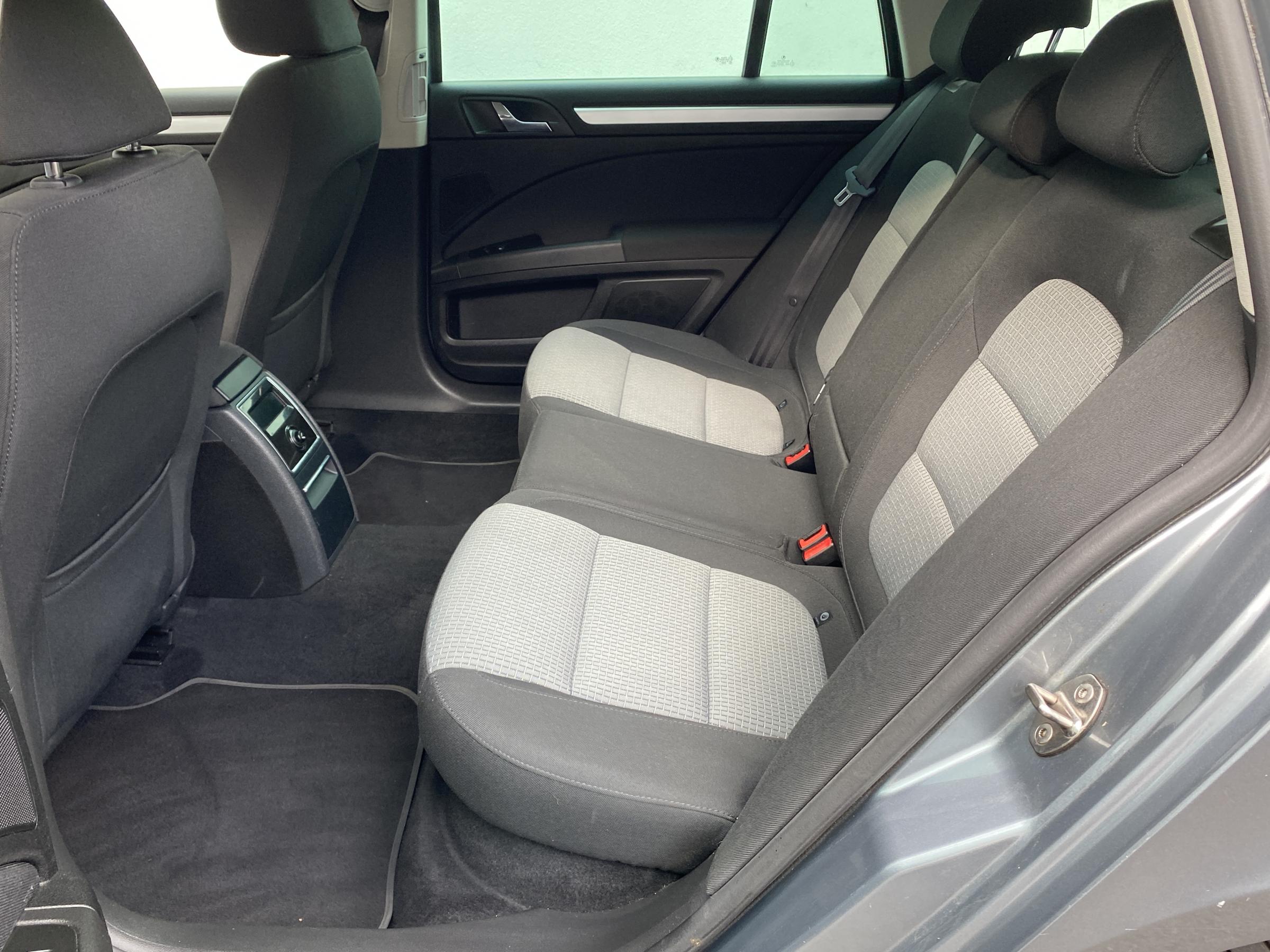 Škoda Superb II, 2010 - pohled č. 10