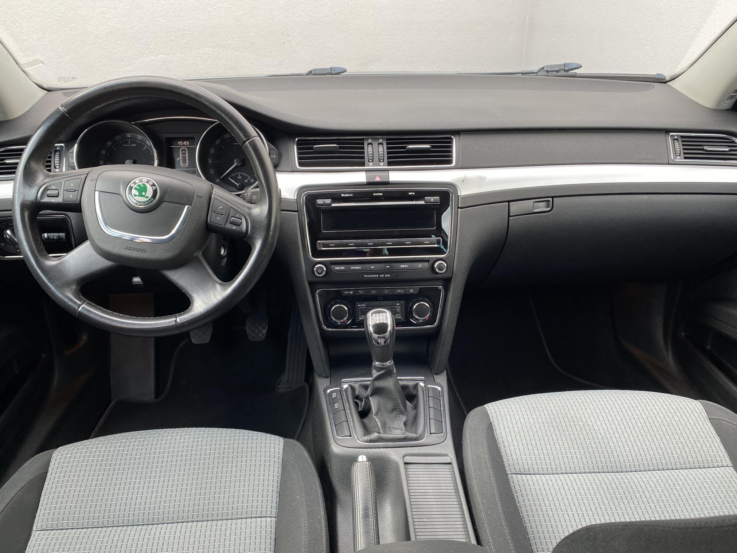 Škoda Superb II, 2010 - pohled č. 8