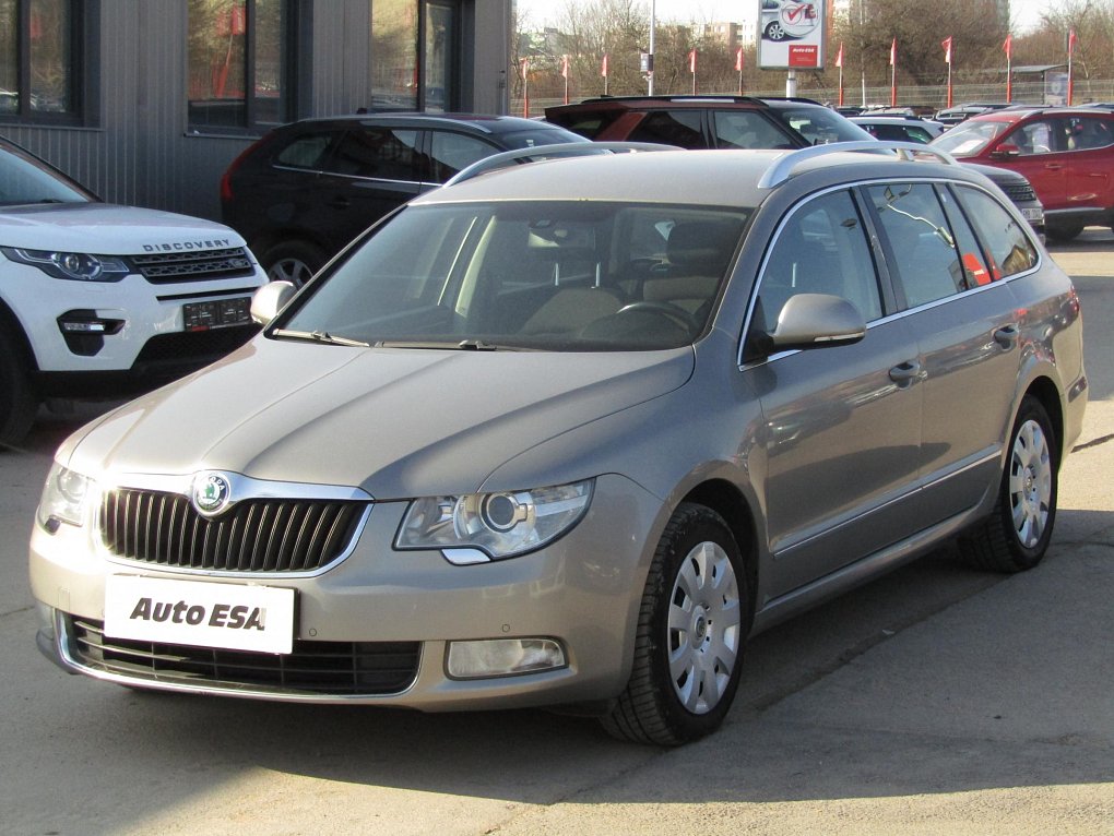 Škoda Superb II 2.0TDi Elegance