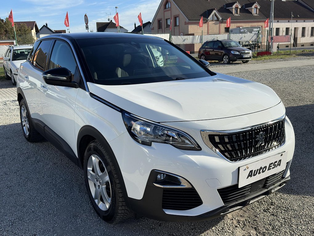 Peugeot 3008 1.2PT 