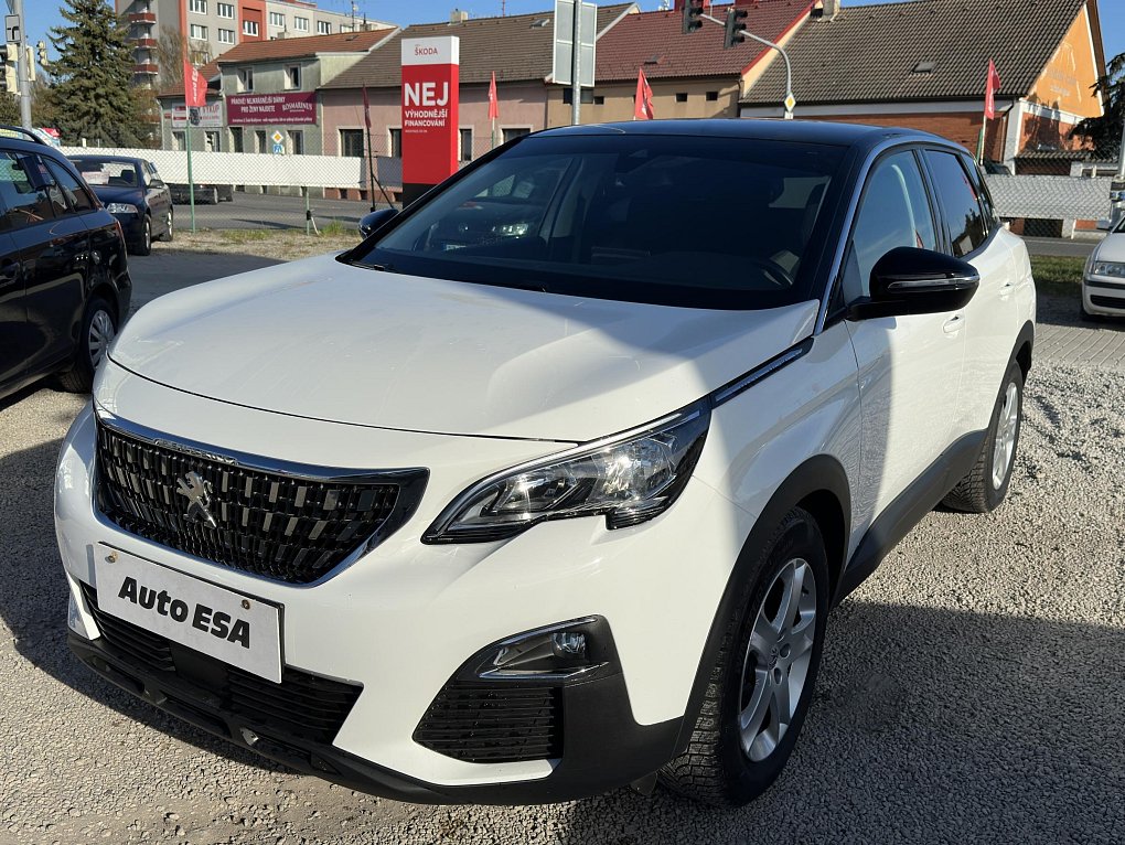 Peugeot 3008 1.2PT 