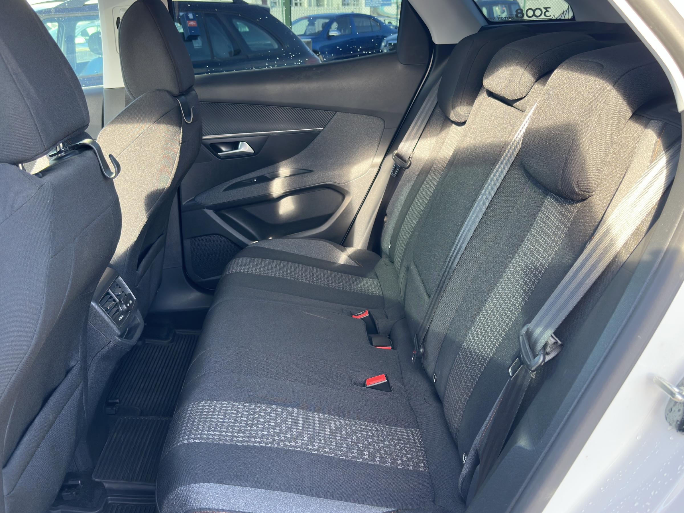 Peugeot 3008, 2019 - pohled č. 10