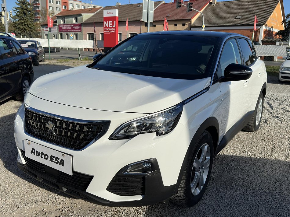 Peugeot 3008 1.2PT 