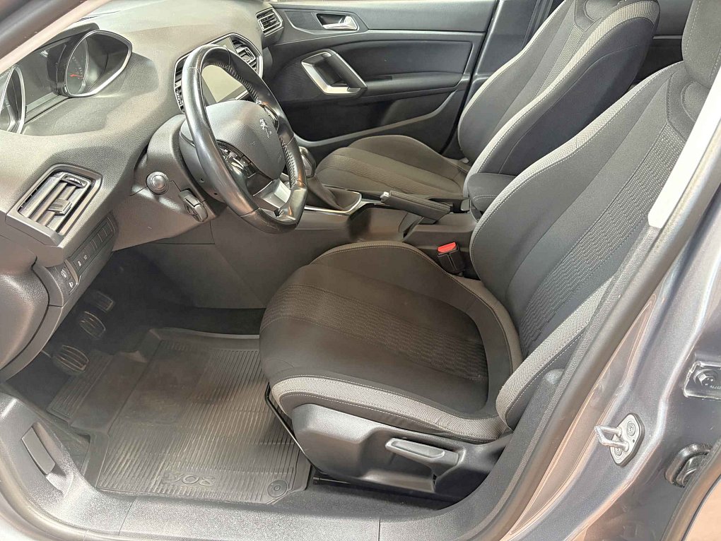 Peugeot 308 1.2PT  SW