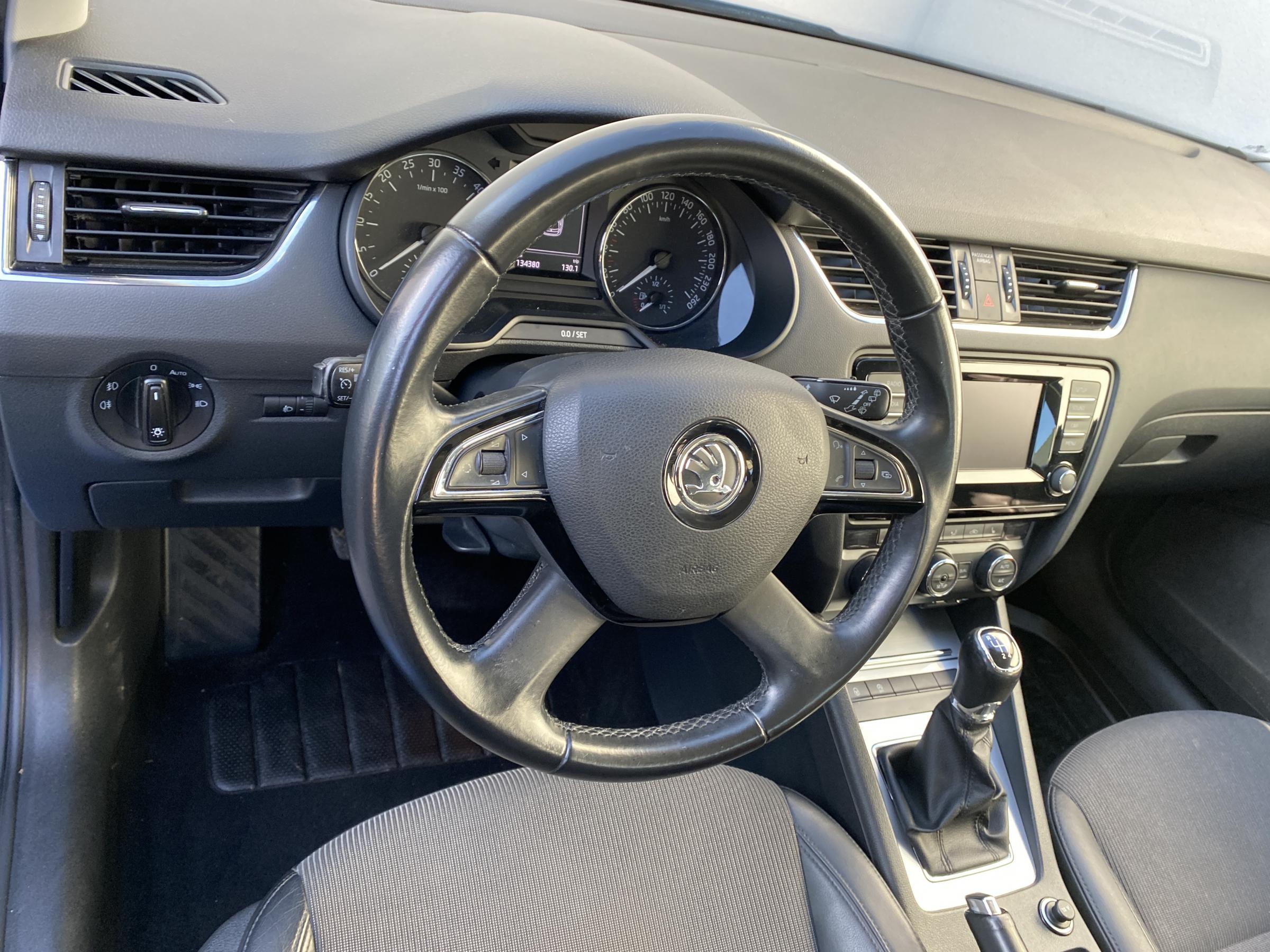 Škoda Octavia III, 2015 - pohled č. 12