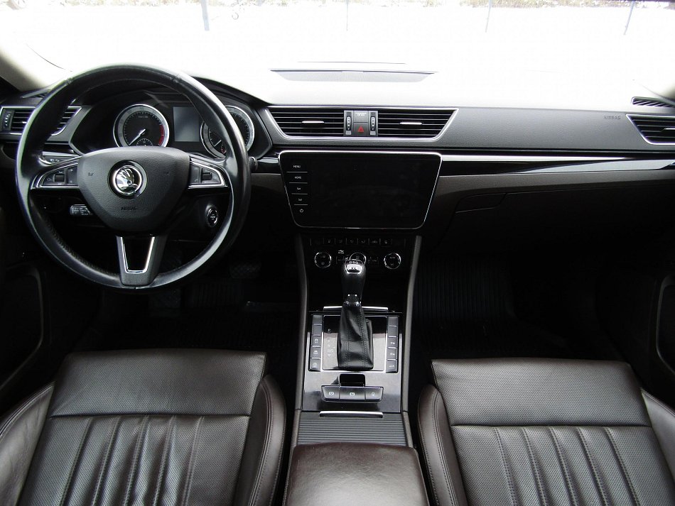 Škoda Superb III 2.0TSi  4x4