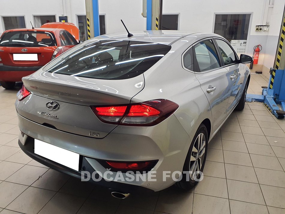 Hyundai I30 1.6 CRDi Trikolor