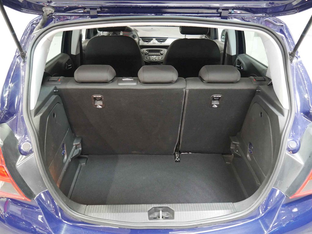 Opel Corsa 1.4i 