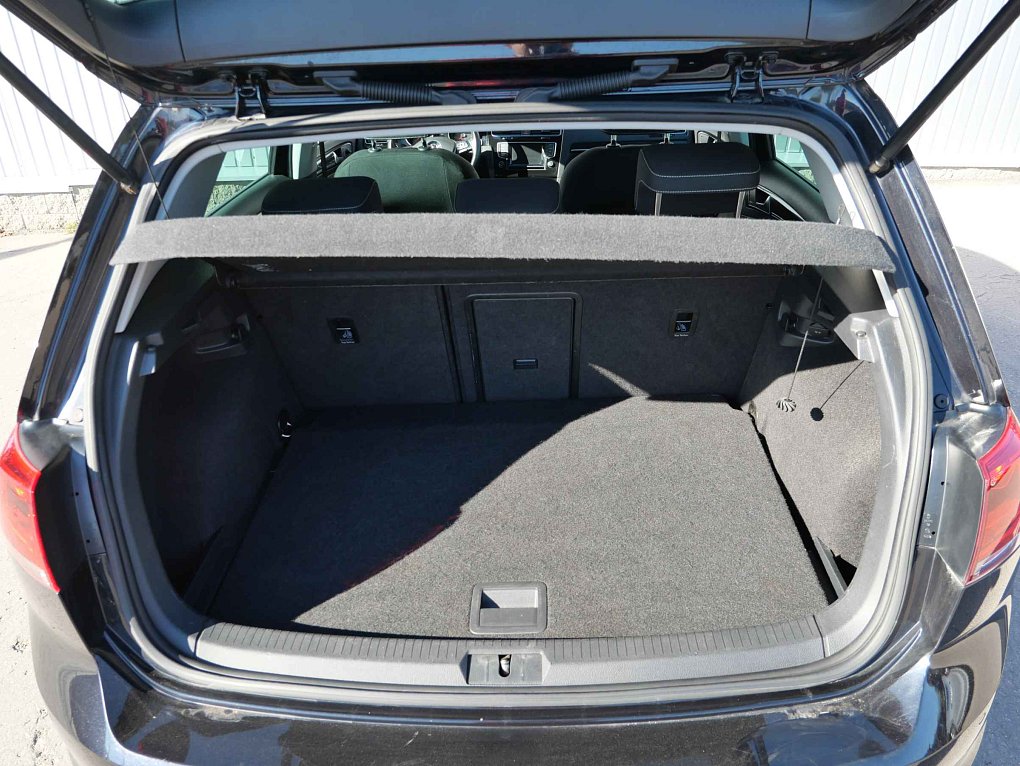 Volkswagen Golf 2.0 TDi Highline VII