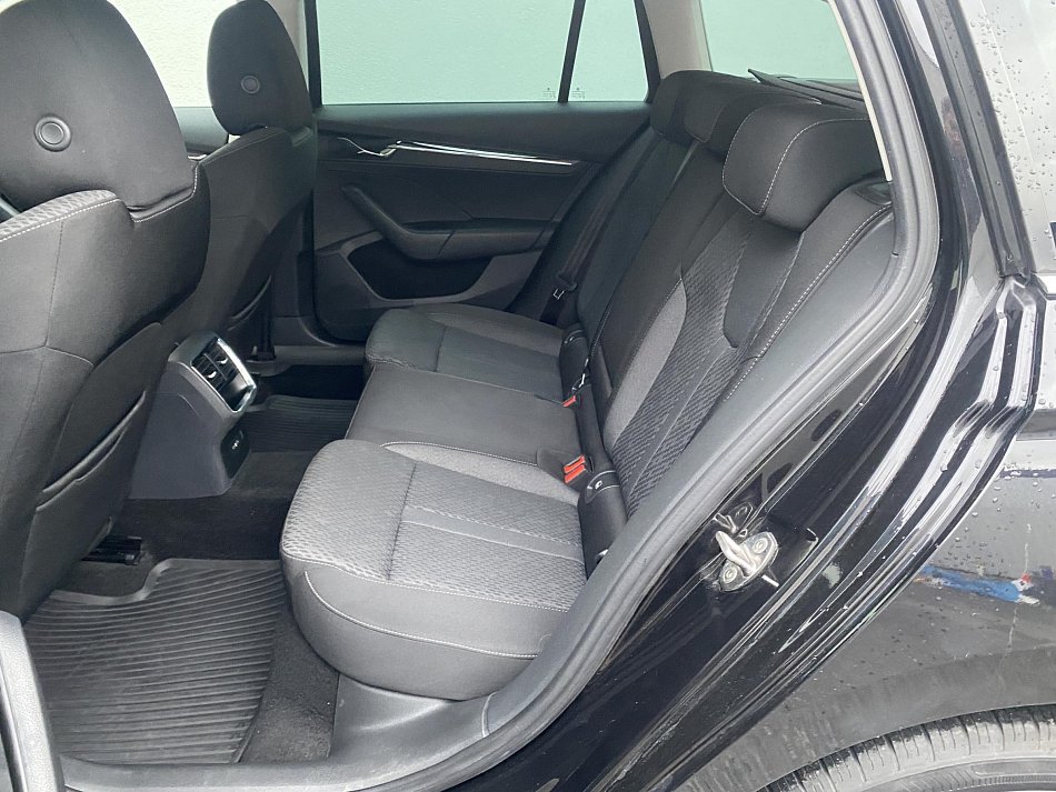 Škoda Octavia IV 2.0 TDi Style