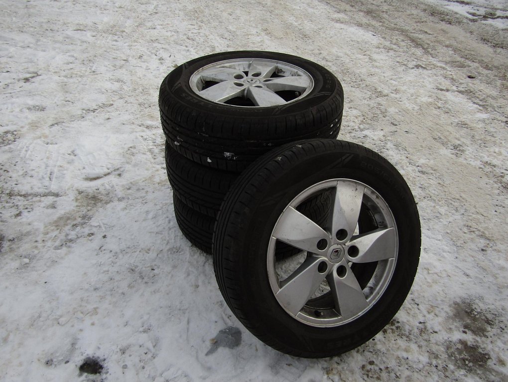 Renault Fluence 1.6i 