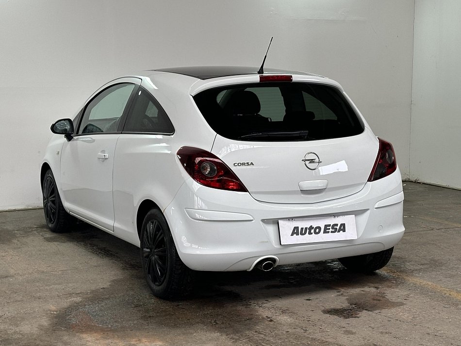 Opel Corsa 1.4i 