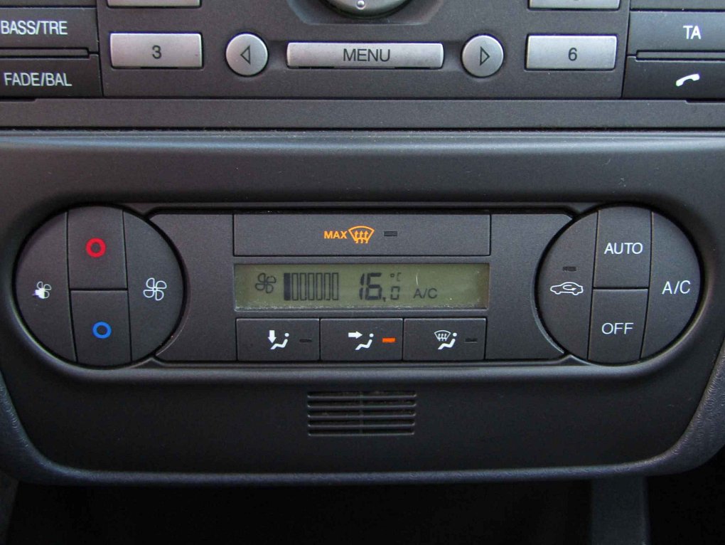 Ford Fusion 1.4i 