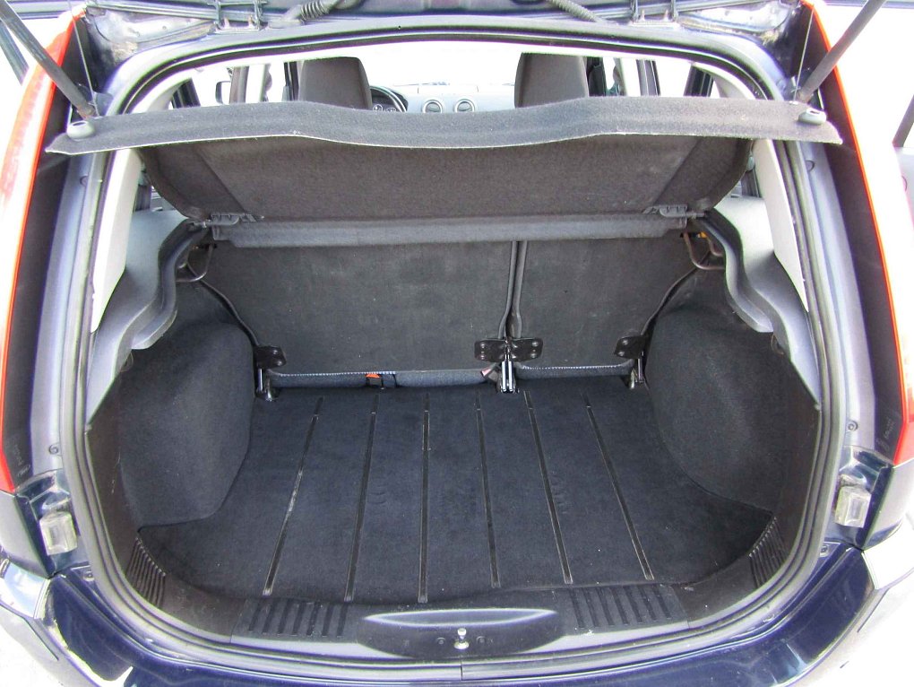 Ford Fusion 1.4i 