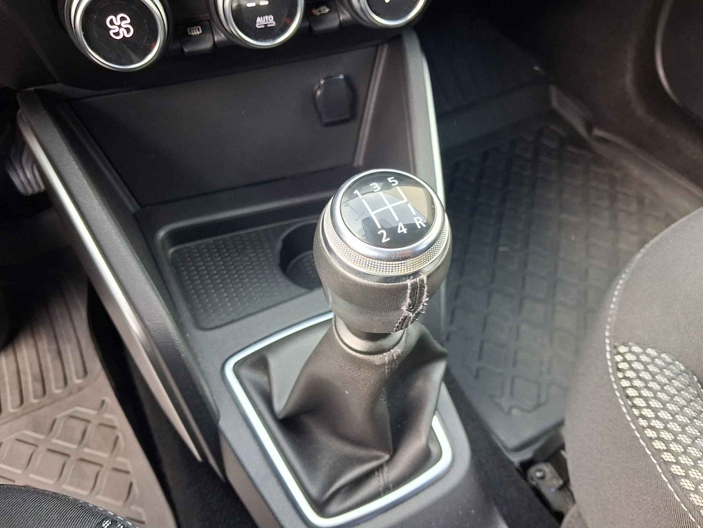 Dacia Duster 1.6 SCe Prestige
