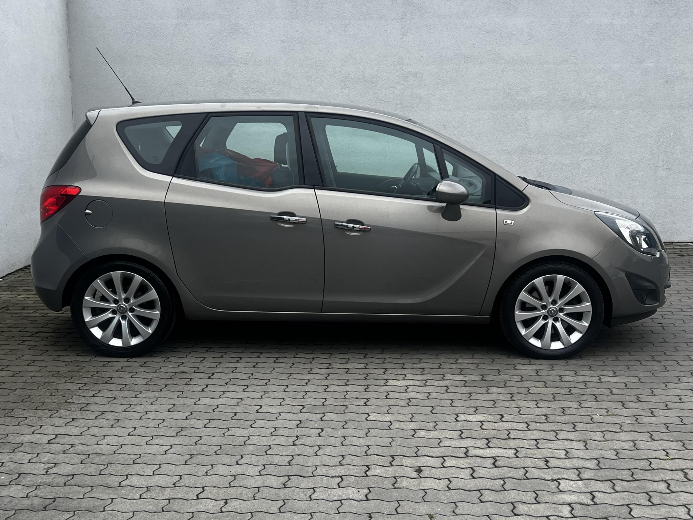 Opel Meriva, 2012 - pohled č. 4
