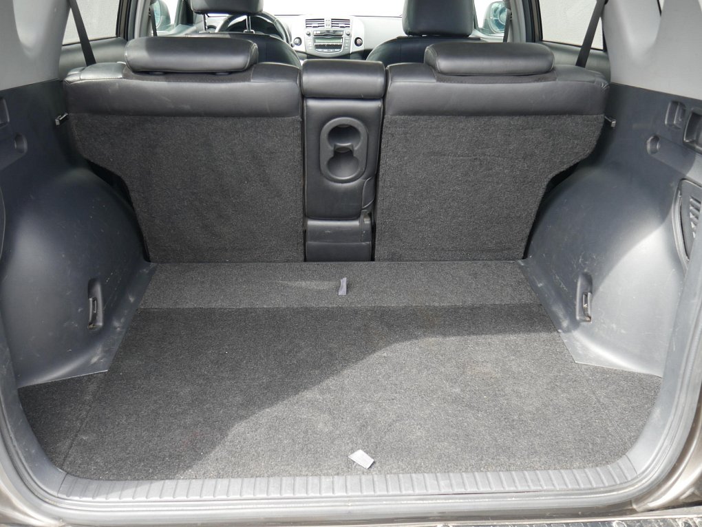 Toyota RAV4 2.0i  4X4