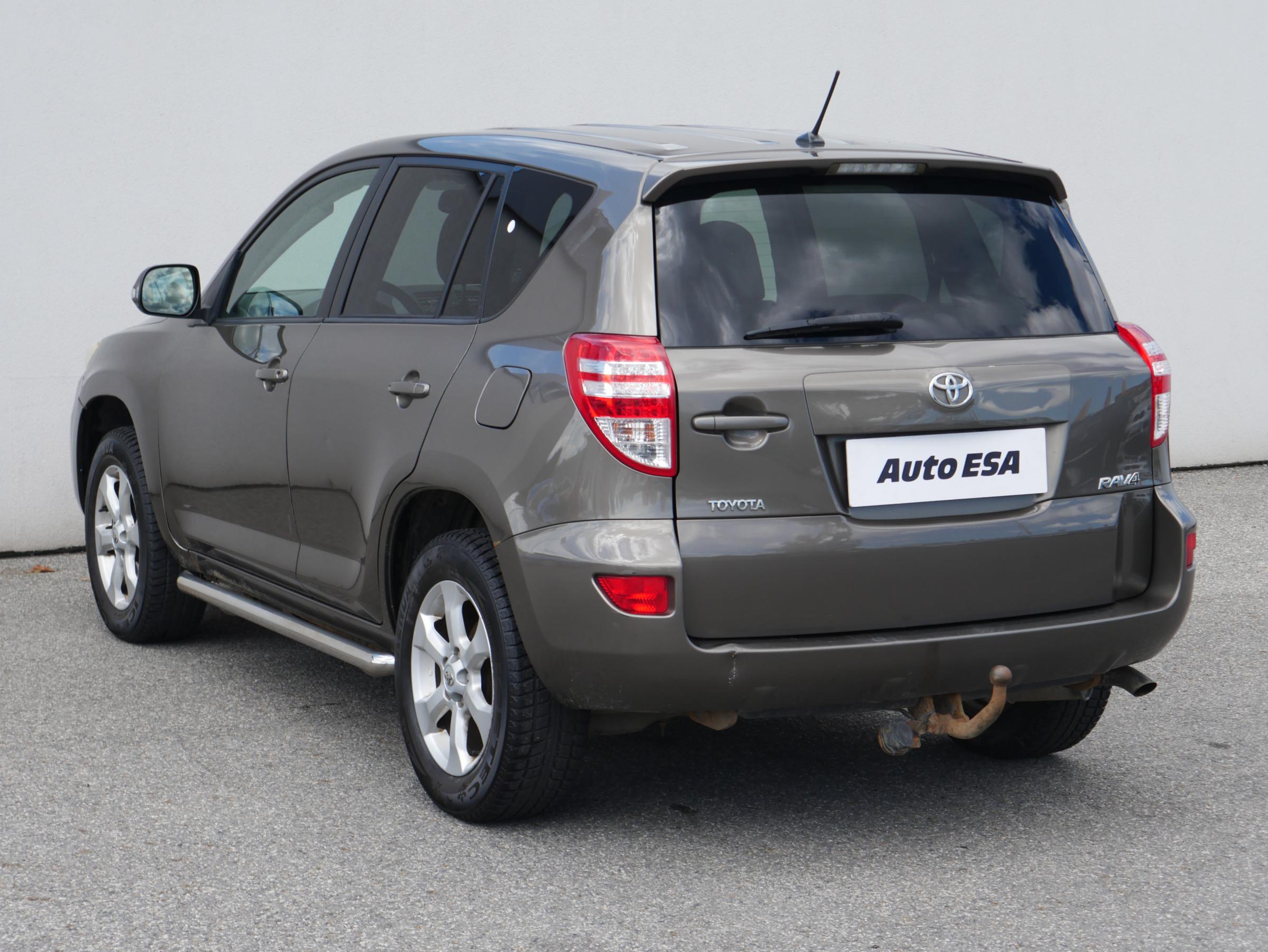 Toyota RAV4, 2011 - pohled č. 6