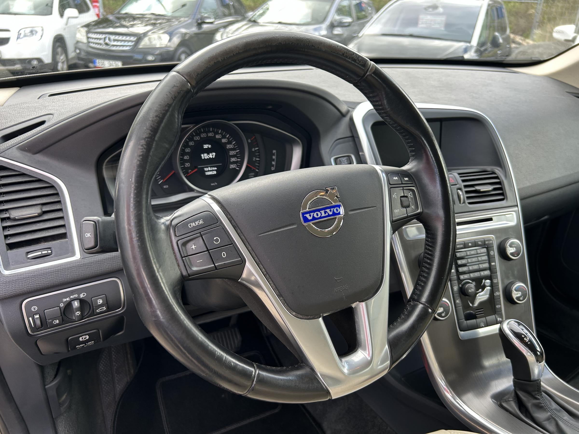 Volvo XC60, 2014 - pohled č. 12