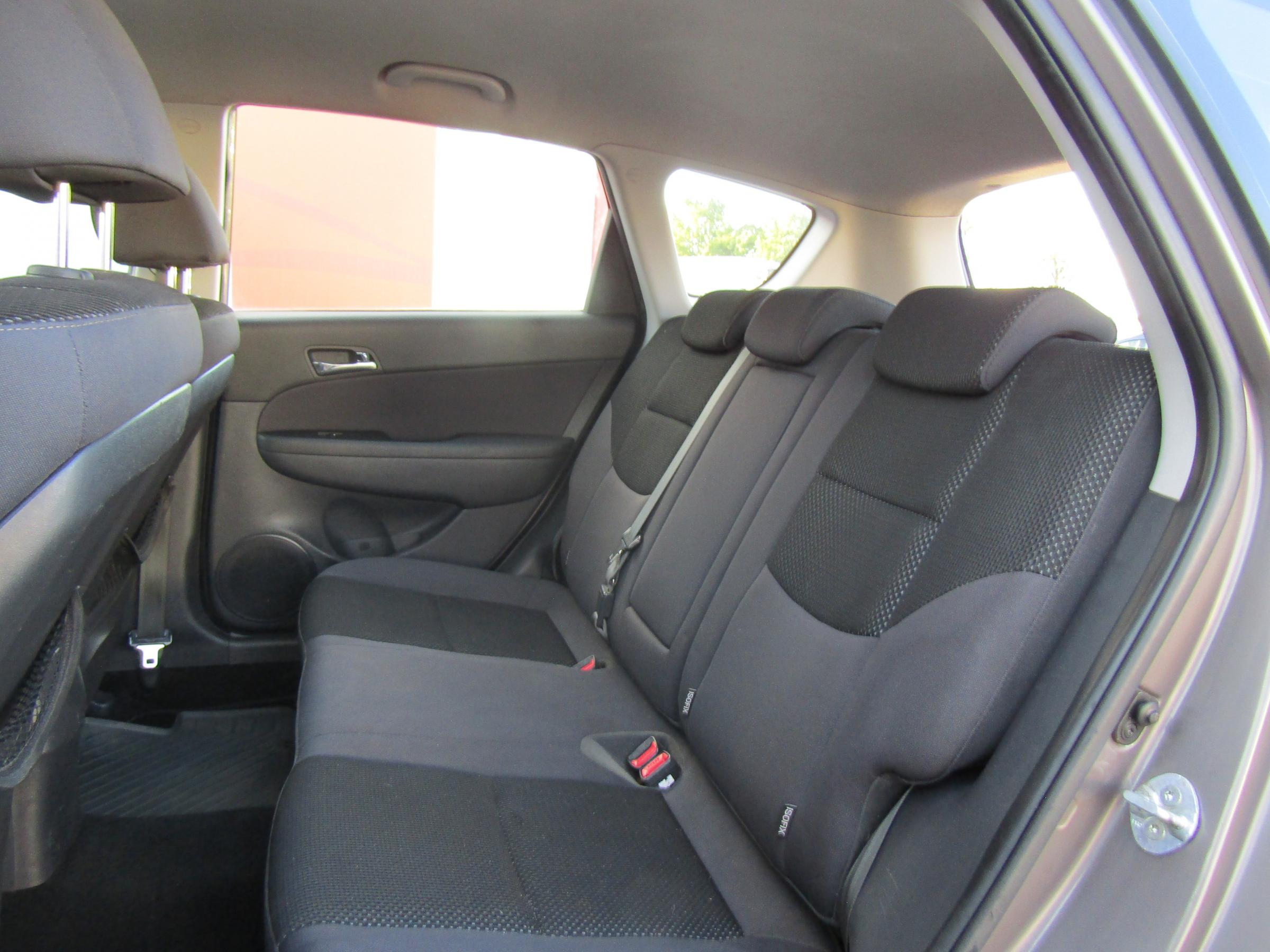 Hyundai i30, 2011 - pohled č. 10