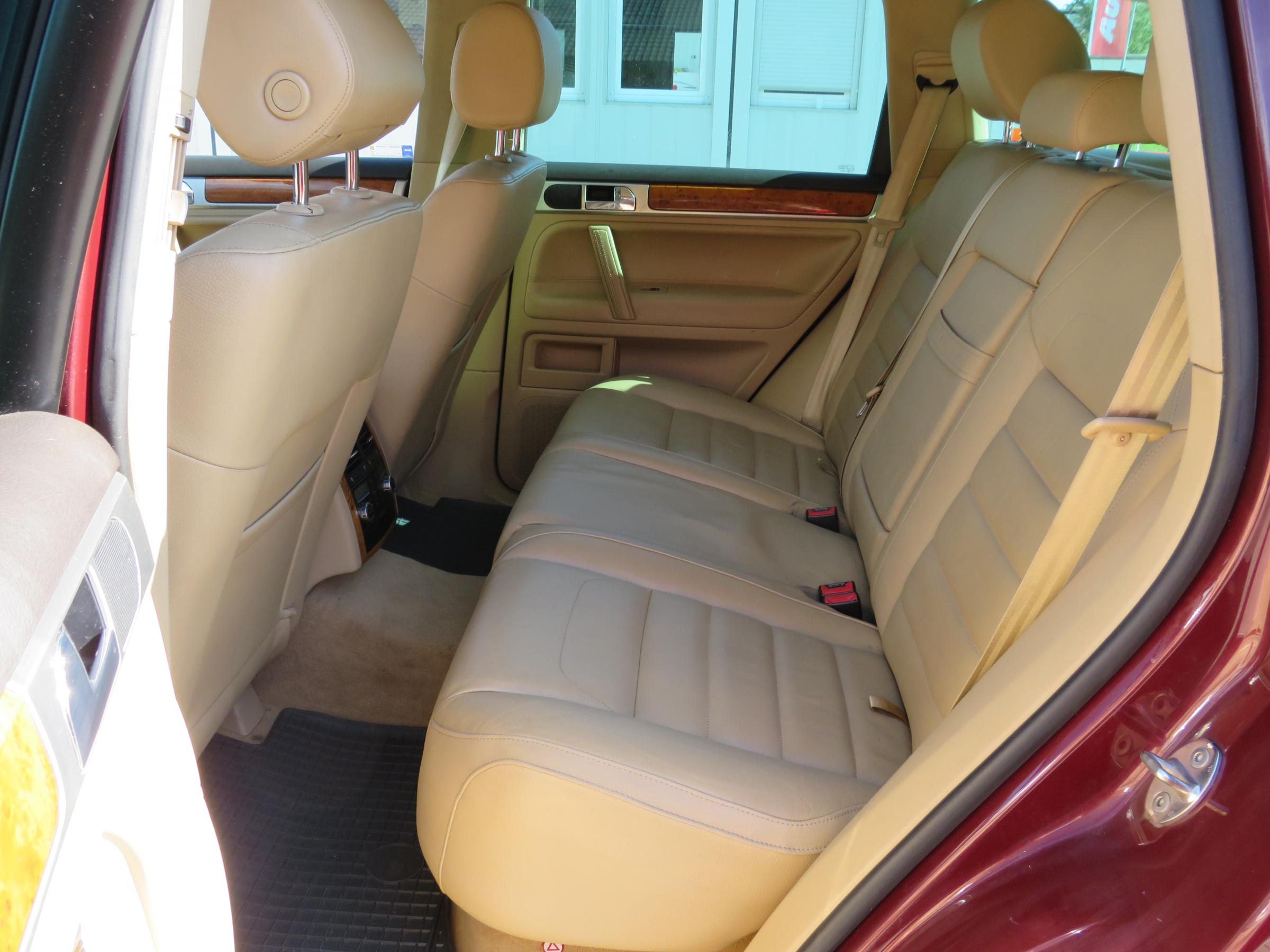 Volkswagen Touareg, 2008 - pohled č. 12