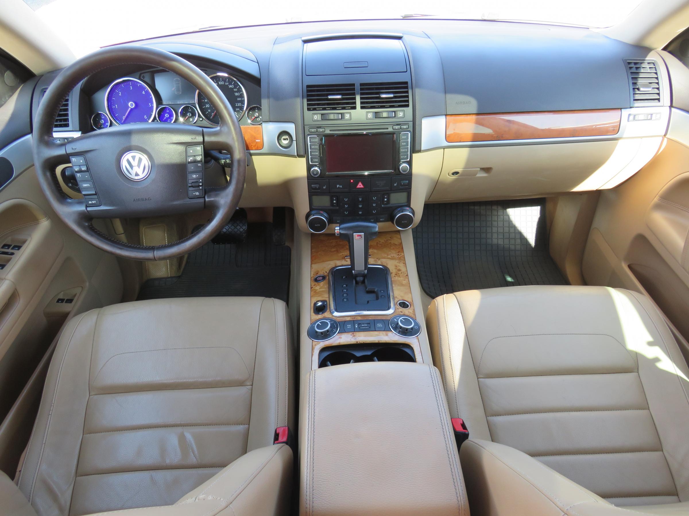 Volkswagen Touareg, 2008 - pohled č. 9