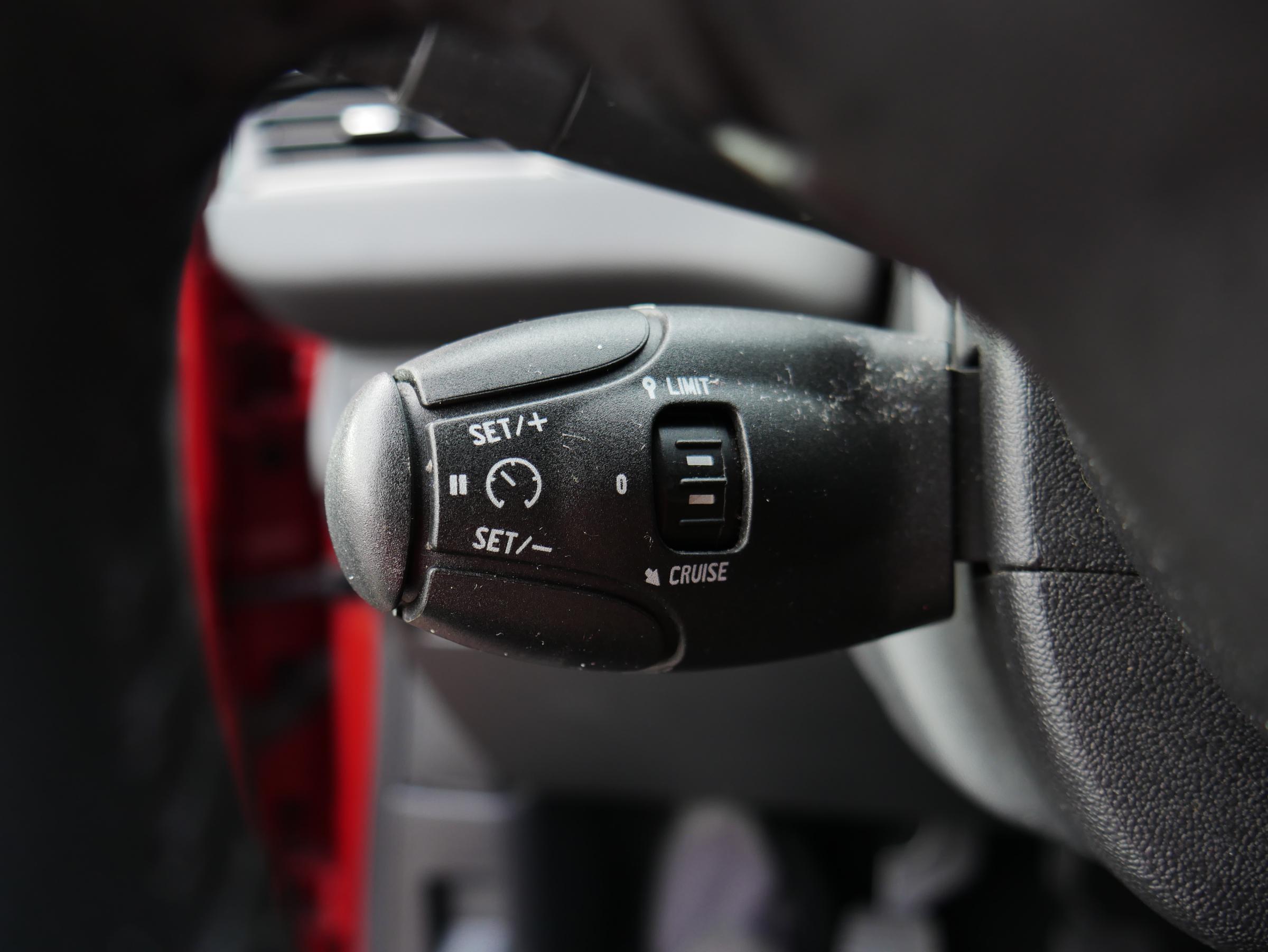 Peugeot 208, 2018 - pohled č. 12