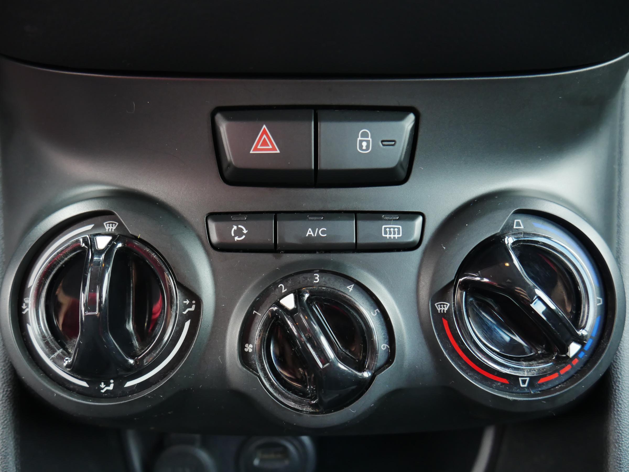 Peugeot 208, 2018 - pohled č. 13