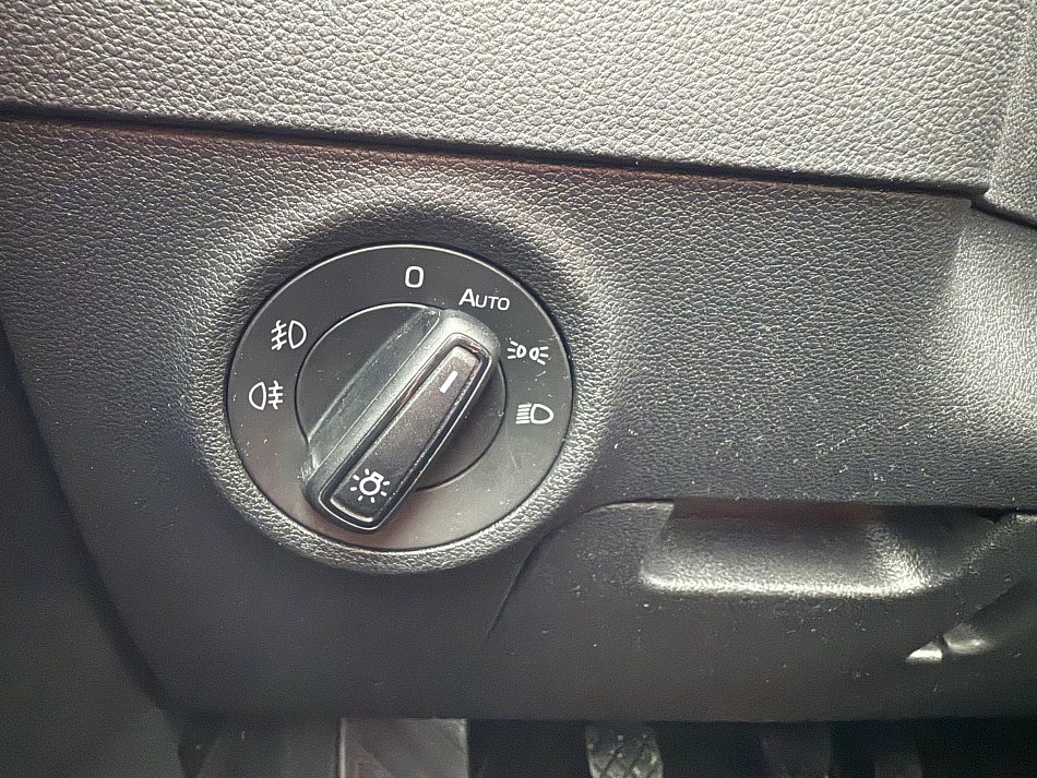 Škoda Karoq 1.6 TDi Ambition