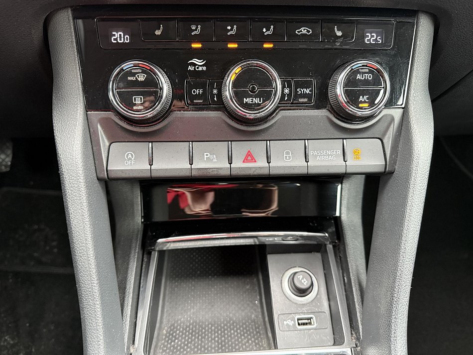 Škoda Karoq 1.6 TDi Ambition