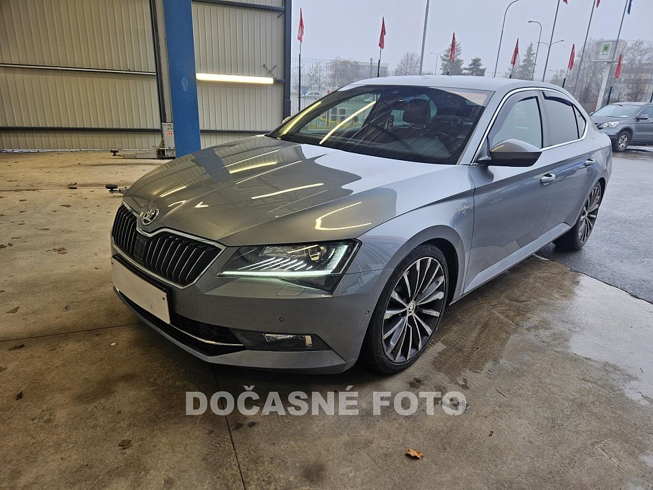 Škoda Superb III 2.0TSi 
