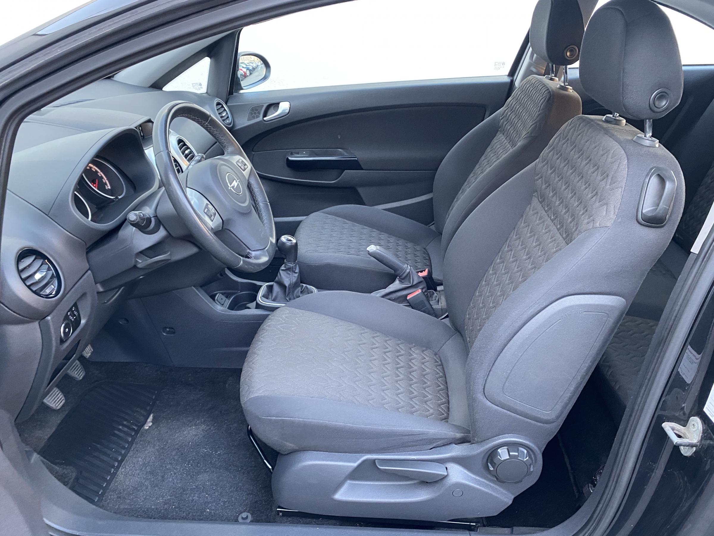 Opel Corsa, 2013 - pohled č. 9