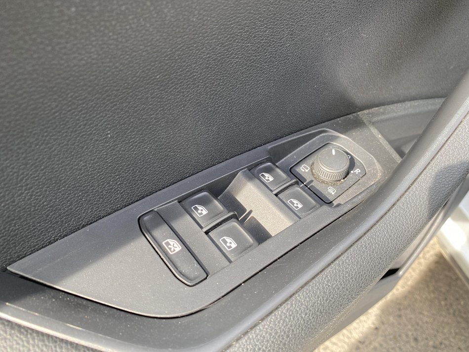 Škoda Karoq 1.5 TSi Ambition