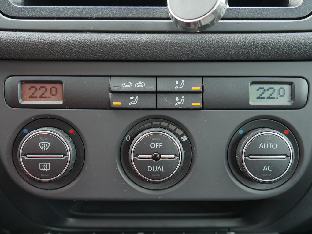 Volkswagen Golf Plus 1.6 i 