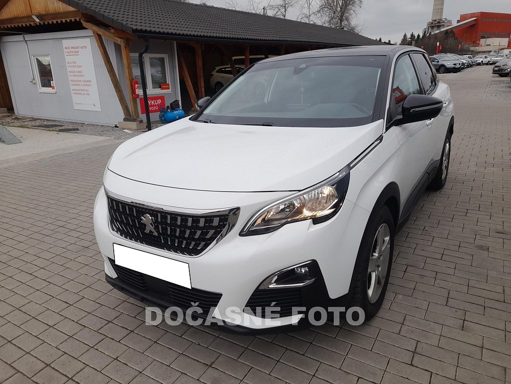 Peugeot 3008 1.2PT 