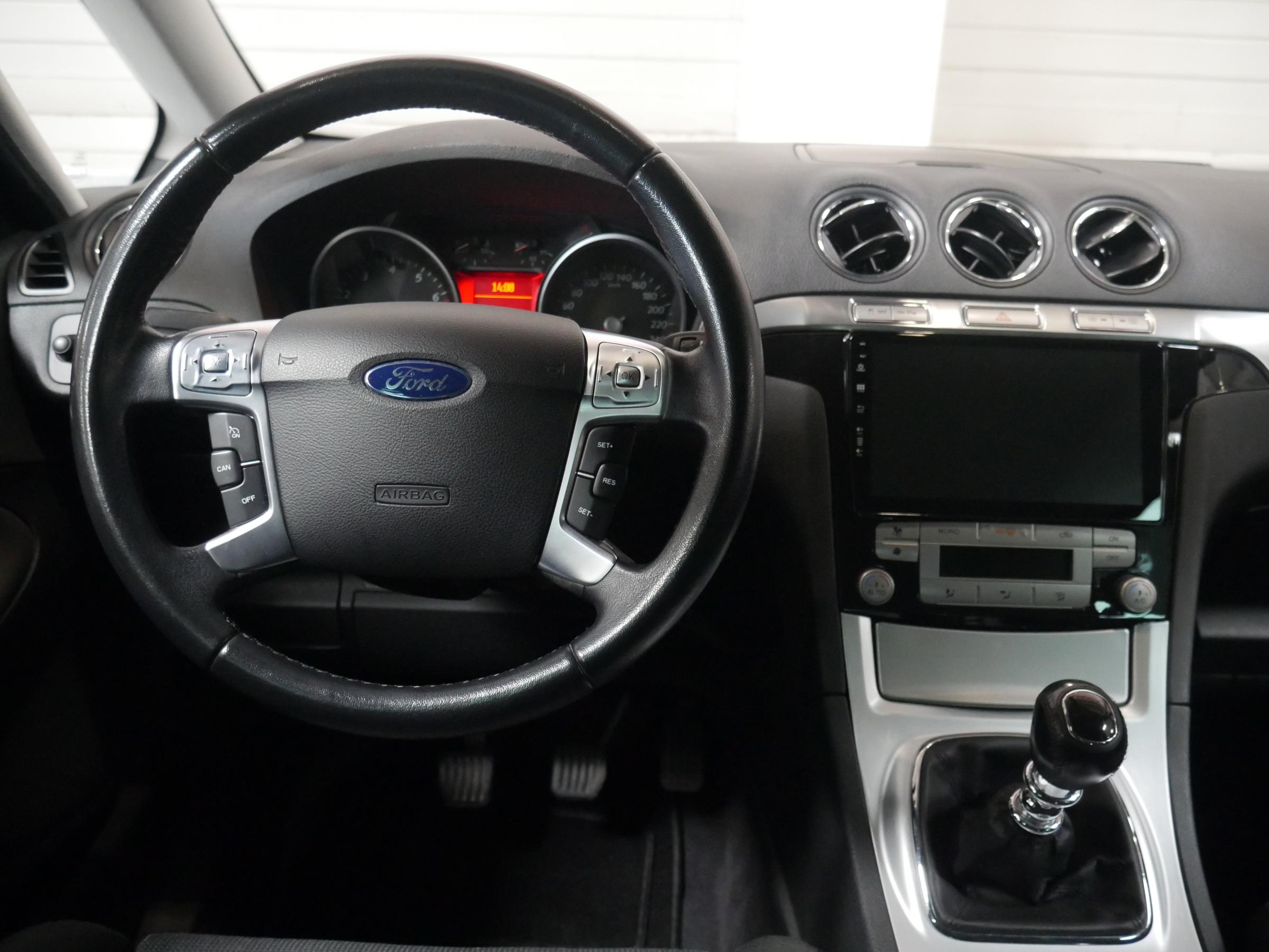 Ford S-MAX, 2006 - pohled č. 13