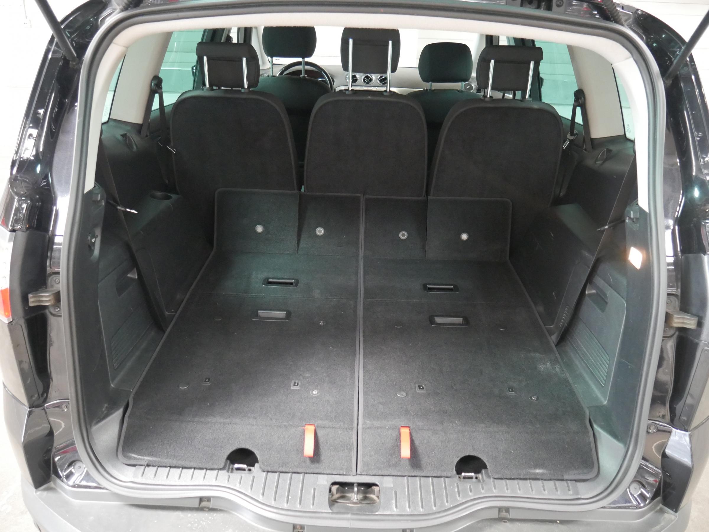 Ford S-MAX, 2006 - pohled č. 7