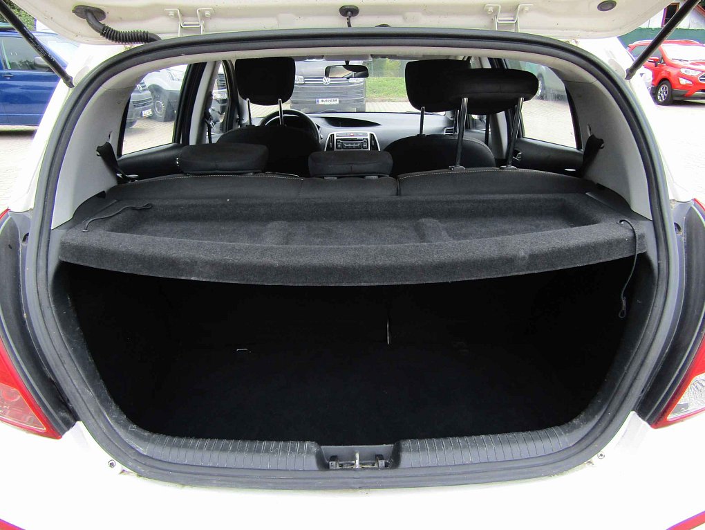 Hyundai I20 1.3i 
