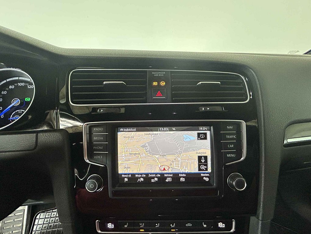 Volkswagen Golf 2.0 TSI  4x4