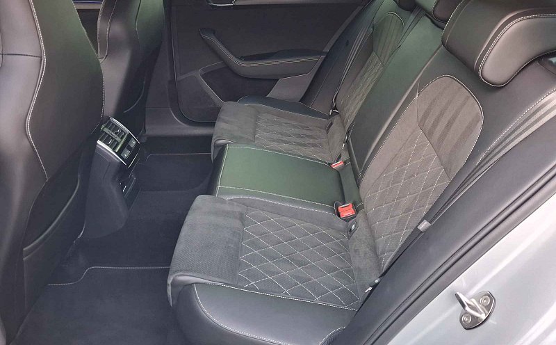 Škoda Superb III 2.0 TDi SportLine