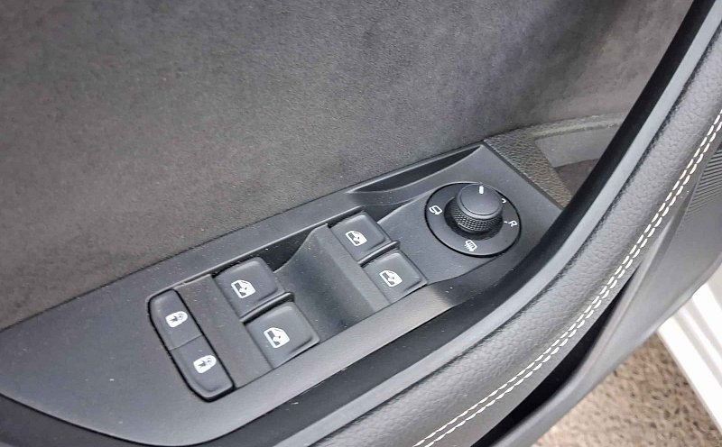 Škoda Superb III 2.0 TDi SportLine
