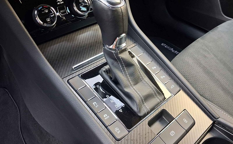 Škoda Superb III 2.0 TDi SportLine